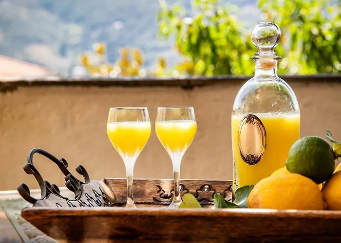 Lemon Casa Скопелос